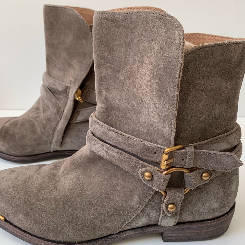 UGG Australia suede boots
